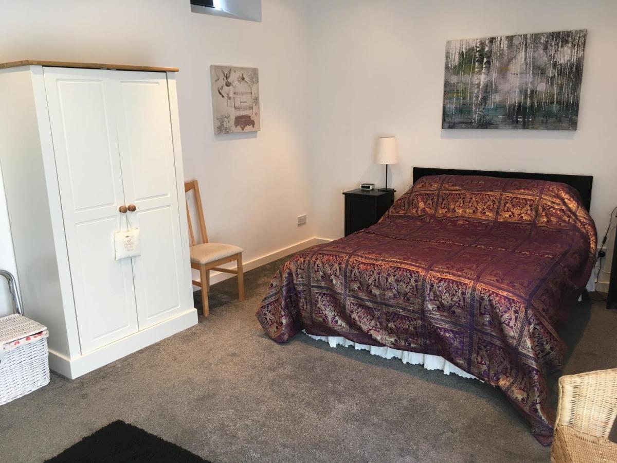 Вилла Bagstone Court Barn Rangeworthy Экстерьер фото